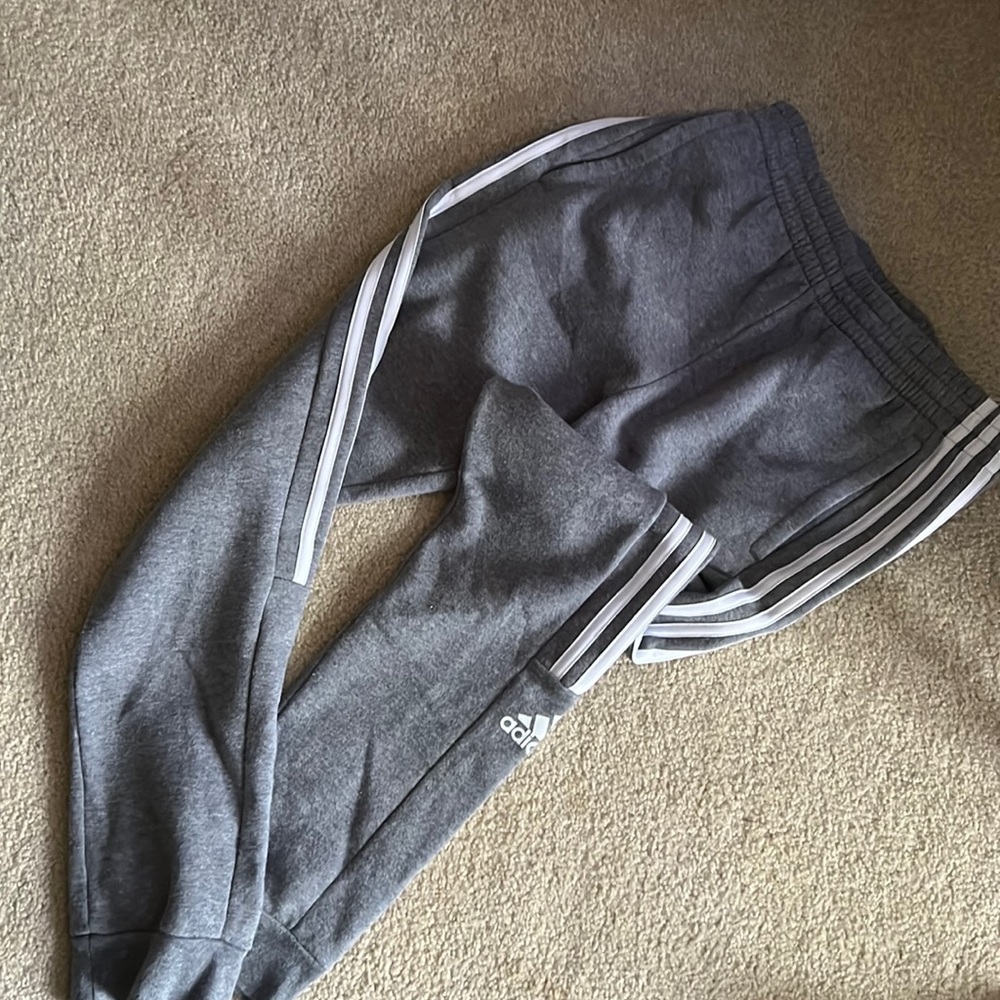 Girls Adidas sweat pants with white stripes in size XL 16
